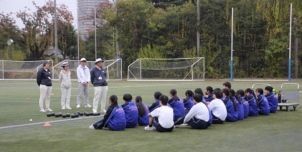 061114 高3ニュースポーツ (1).JPG